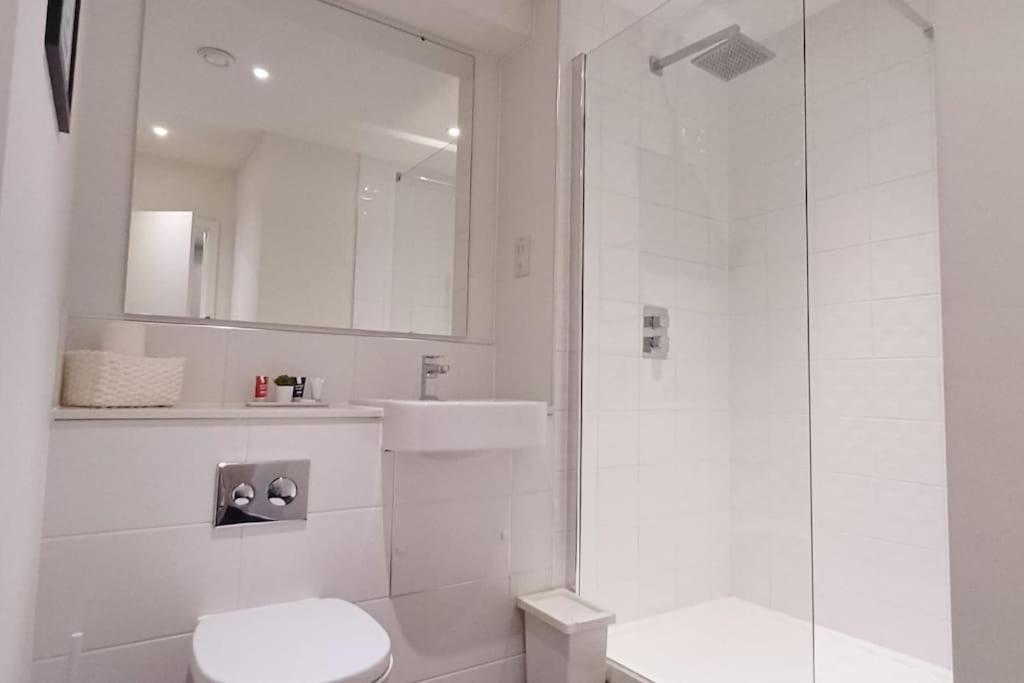 Stylish Modern 1Bed Apartment In Bedford Dış mekan fotoğraf